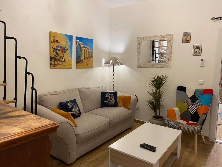 Charmante Maison Avec Exterieur A Deux Pas Des Remparts 에그모르트 외부 사진